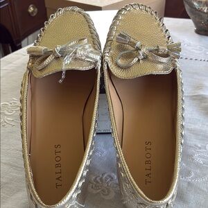 New in box Talbots Gold Flats with Bow Detail and Whipstitch Design